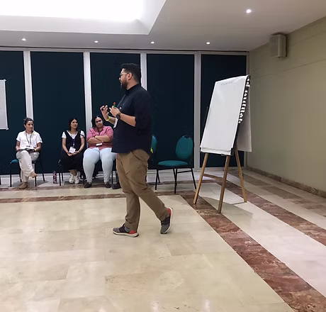 Sesión de capacitación comunitaria